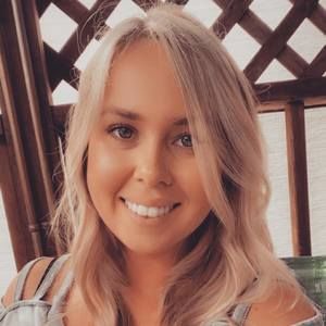 Meet your Posher, Carli